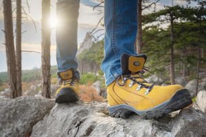 Scarpe antinfortunistiche U-Power, Cofra e BASE: quale scegliere?
